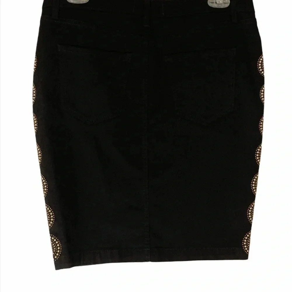 RACHEL ROY Denim Pencil Cut With Studs Mini Skirt Size 28 - Picture 3 of 6